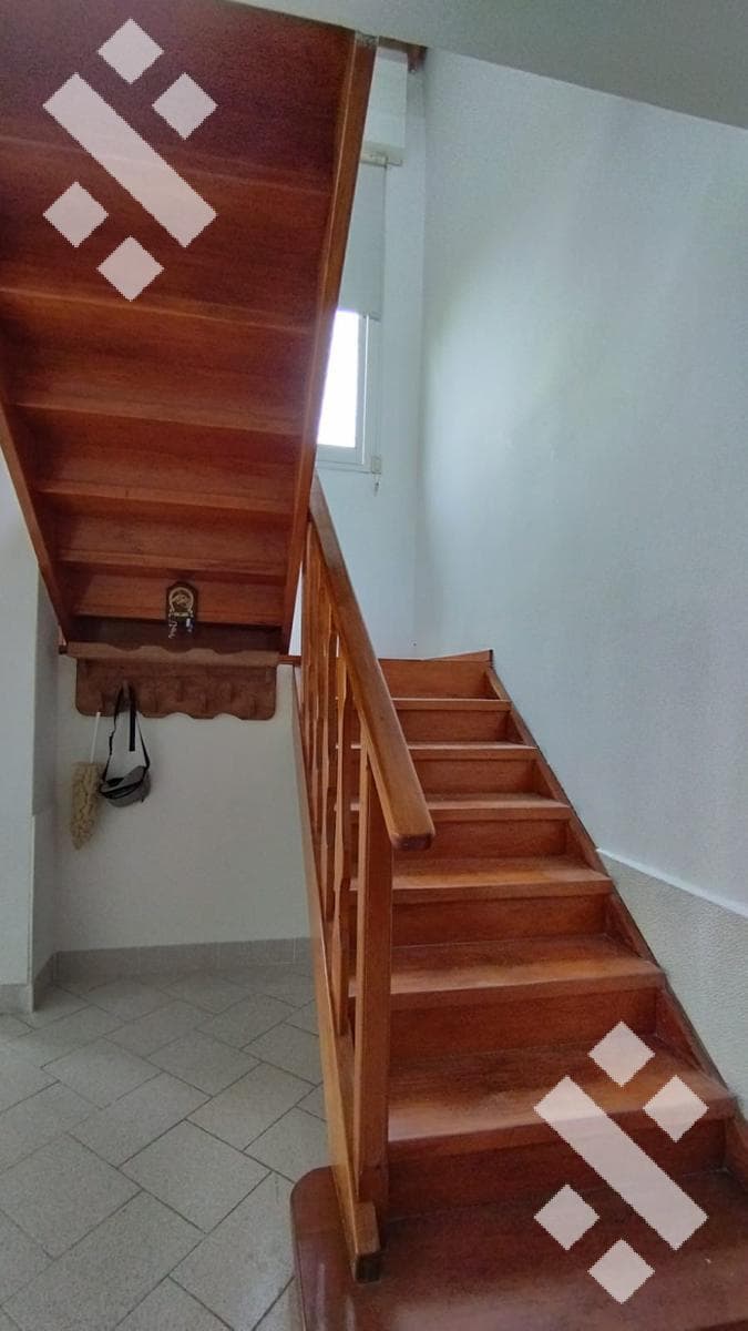 For Rent | 3-Bedroom House | Santa Genovena | Suitable for Commercial Use