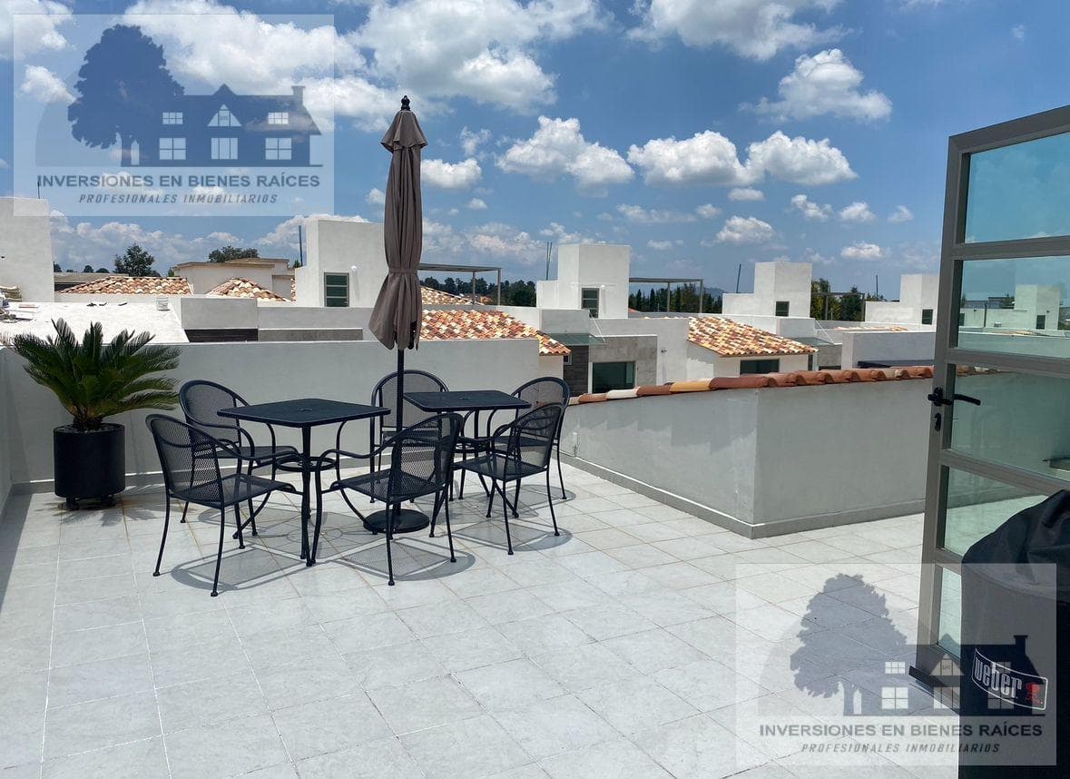 House for Sale in Cacalomacán, Toluca, State of Mexico