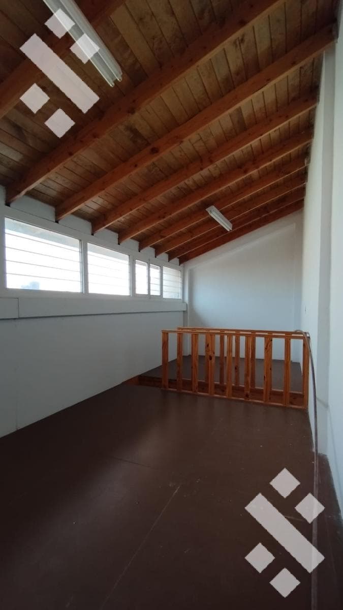 For Rent | 3-Bedroom House | Santa Genovena | Suitable for Commercial Use