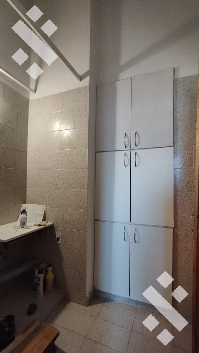 For Rent | 3-Bedroom House | Santa Genovena | Suitable for Commercial Use