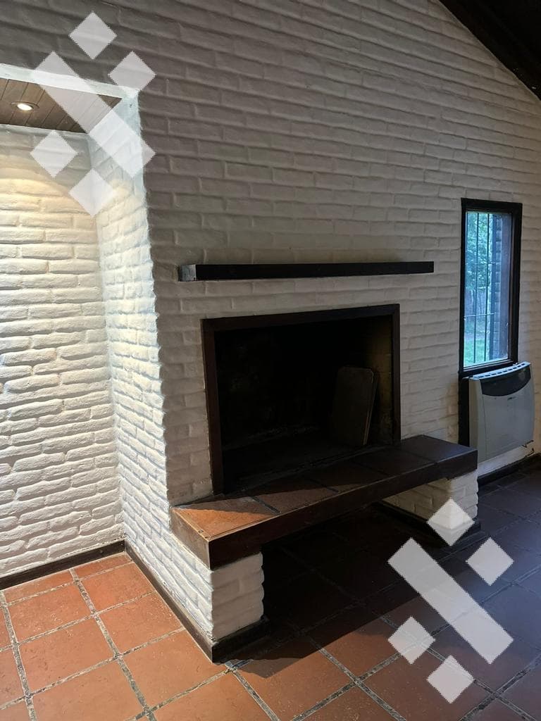 3-Bedroom House for Rent - Confluencia Rural, Neuquén