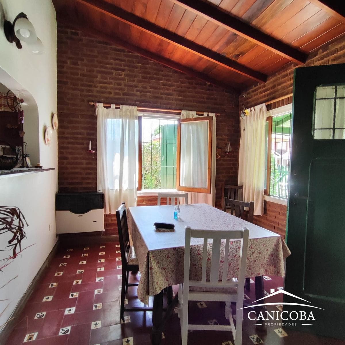 House in Santa Clara Del Mar