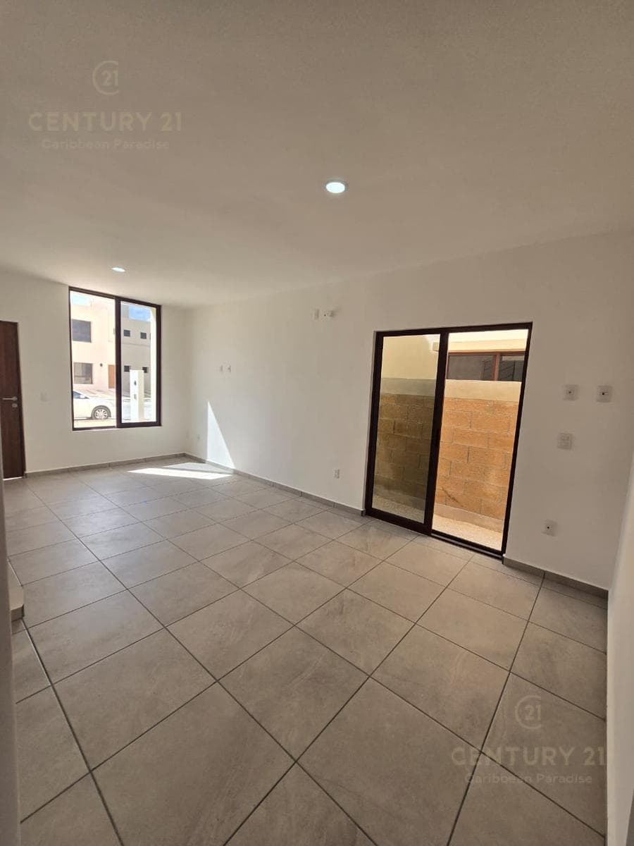 3-Bedroom House for Rent in the Kulkana Residential Complex, Cancún | C3910