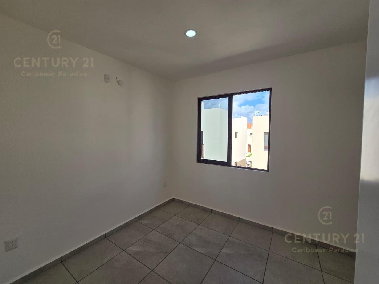 3-Bedroom House for Rent in the Kulkana Residential Complex, Cancún | C3910