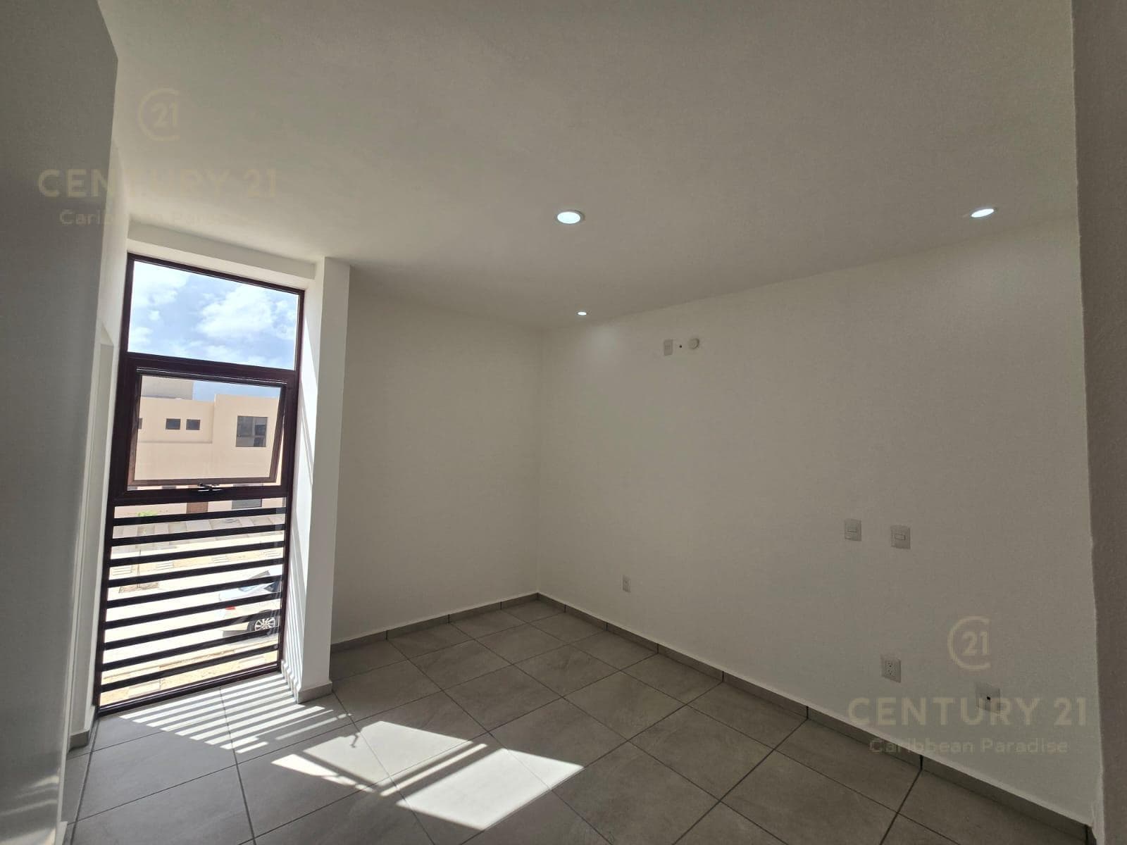 3-Bedroom House for Rent in the Kulkana Residential Complex, Cancún | C3910