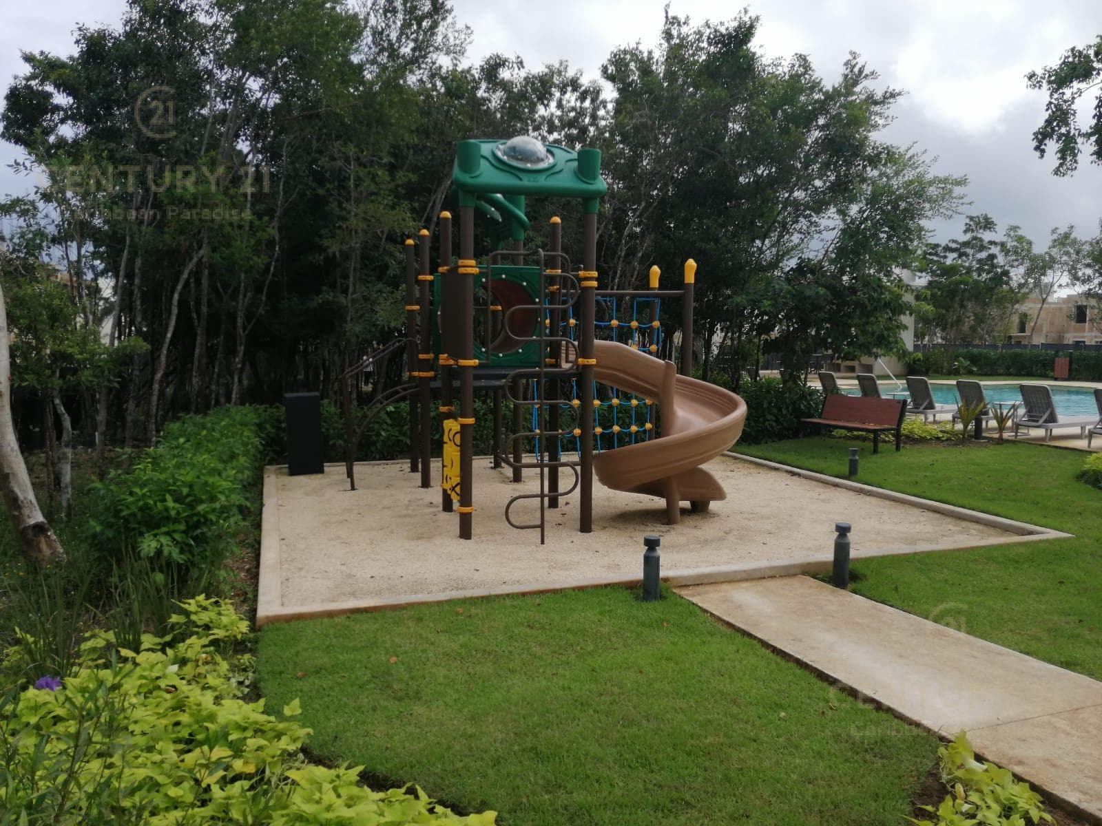 3-Bedroom House for Rent in the Kulkana Residential Complex, Cancún | C3910