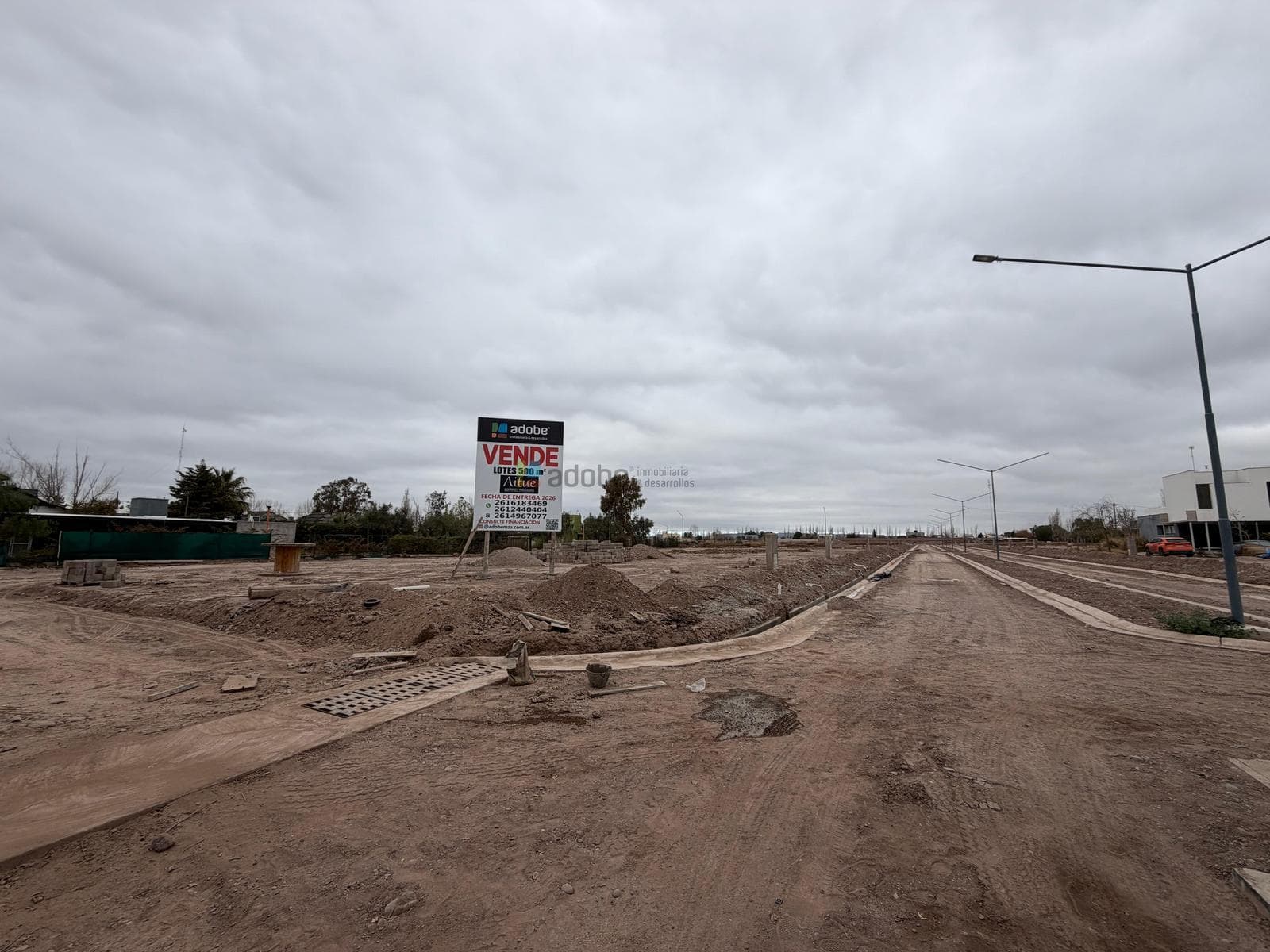 Corner lot for sale in the Aitue private neighborhood development