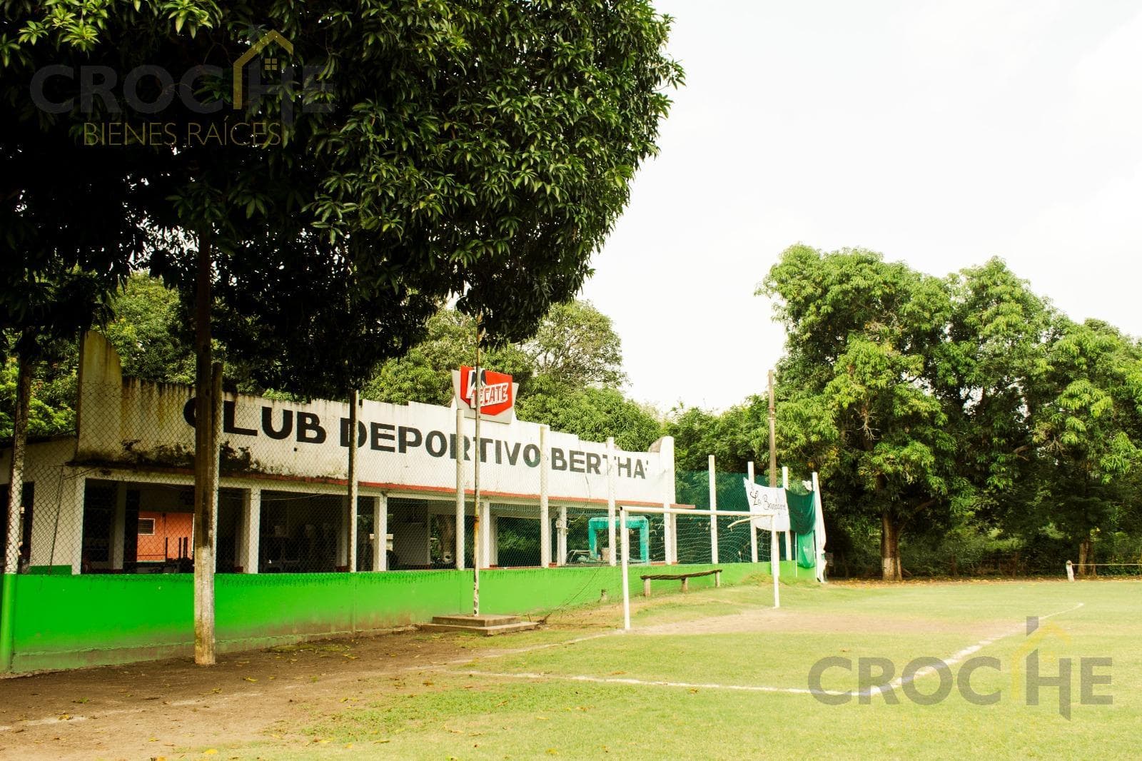 Lot along a federal highway in La Bocana (Campos Bertha)
