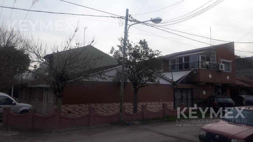 3 HOUSES FOR SALE IN A COMPLEX IN VILLA CELINA, SIGLO XXI NEIGHBORHOOD