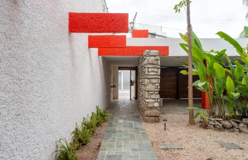 4-Bedroom House for Sale in Cancún | Near Puerto Cancún and the Hotel Zone | C3915