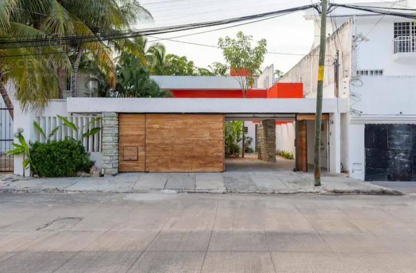 4-Bedroom House for Sale in Cancún | Near Puerto Cancún and the Hotel Zone | C3915