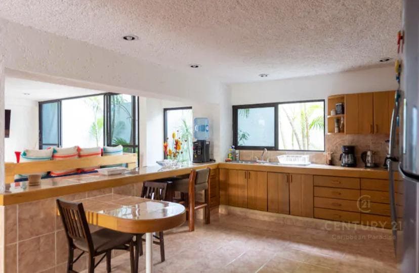 4-Bedroom House for Sale in Cancún | Near Puerto Cancún and the Hotel Zone | C3915