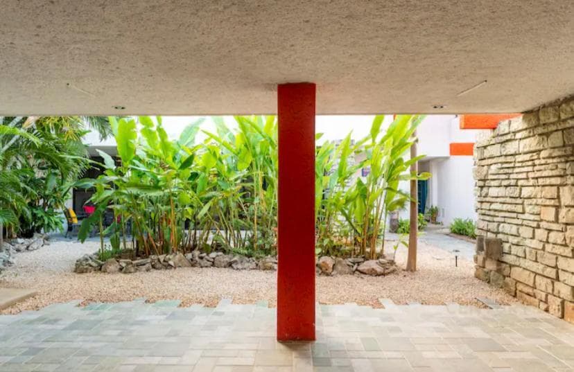 4-Bedroom House for Sale in Cancún | Near Puerto Cancún and the Hotel Zone | C3915