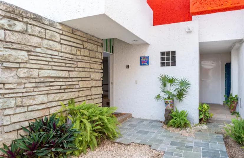 4-Bedroom House for Sale in Cancún | Near Puerto Cancún and the Hotel Zone | C3915