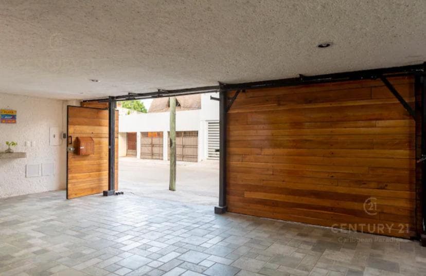 4-Bedroom House for Sale in Cancún | Near Puerto Cancún and the Hotel Zone | C3915