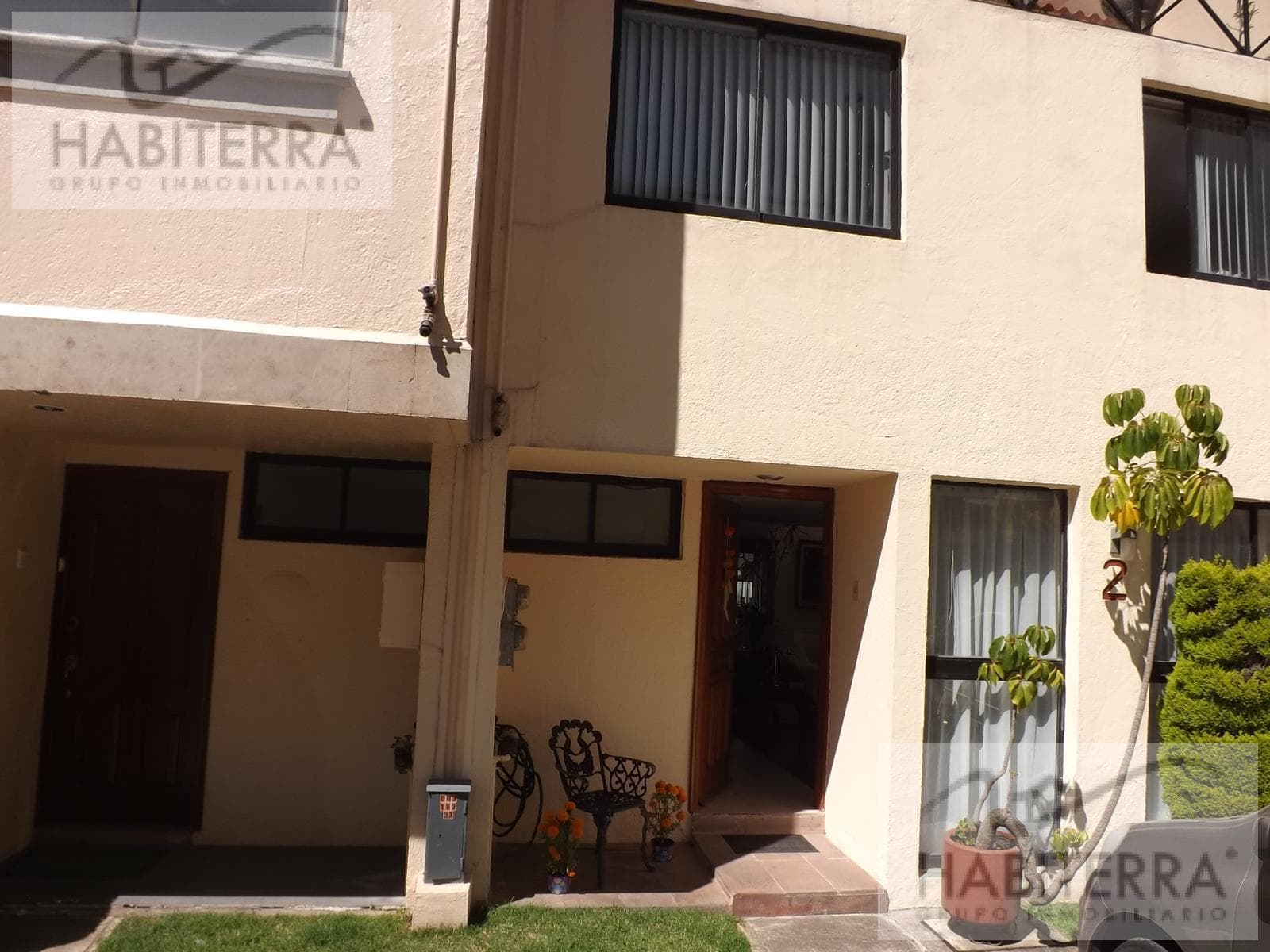 Venta funcional casa en condominio