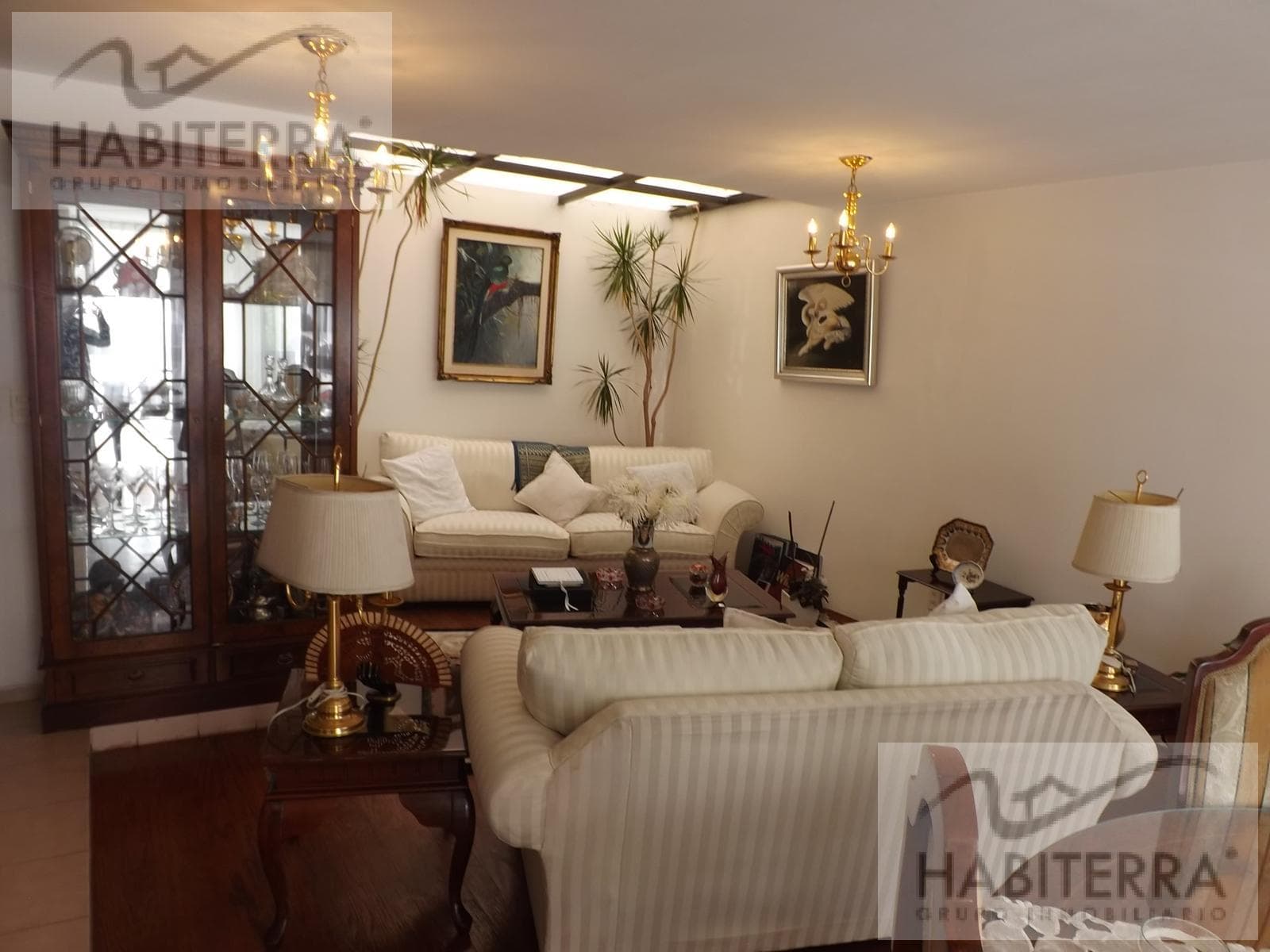 Venta funcional casa en condominio