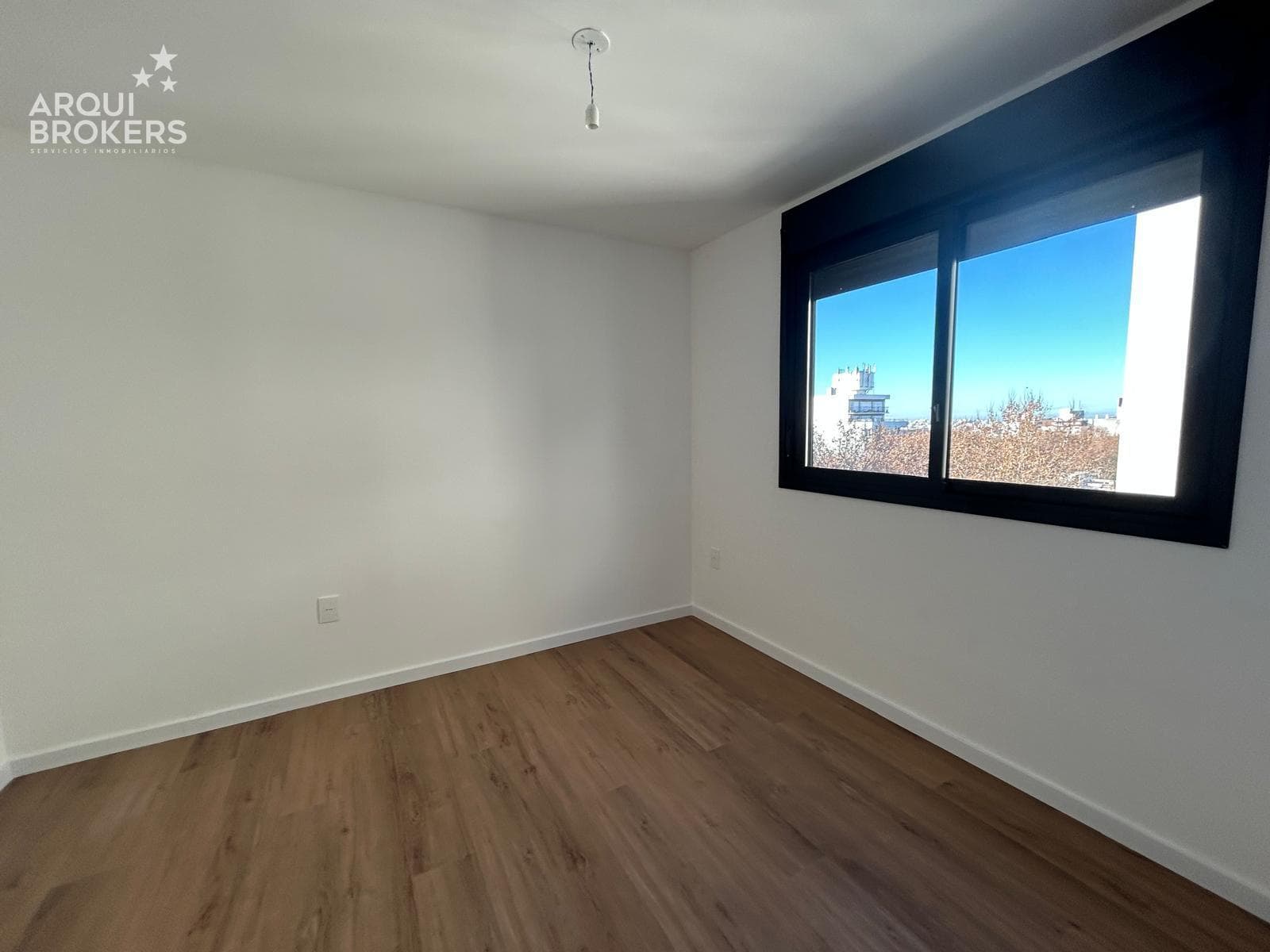 One-Bedroom Apartment for Rent in Cordón - 904