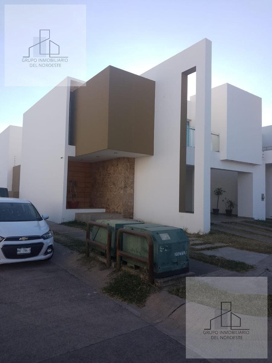 Vendo Casa en Desarrollo Urbano Tres Rios Culiacán