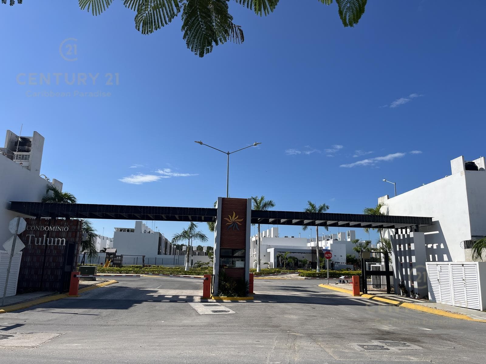 House for Annual Rent in Porto Alto Residencial, Playa del Carmen P4283