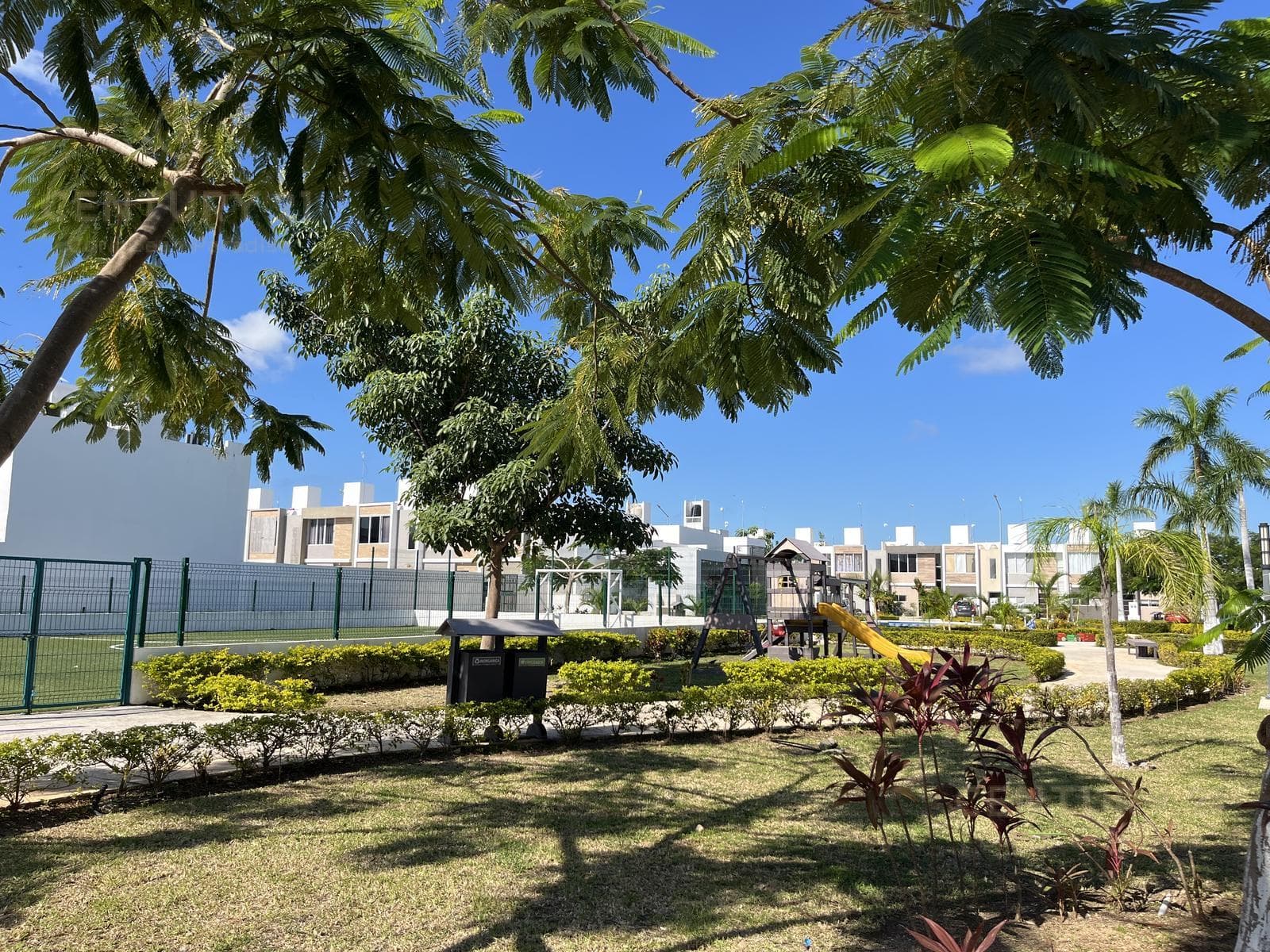 House for Annual Rent in Porto Alto Residencial, Playa del Carmen P4283