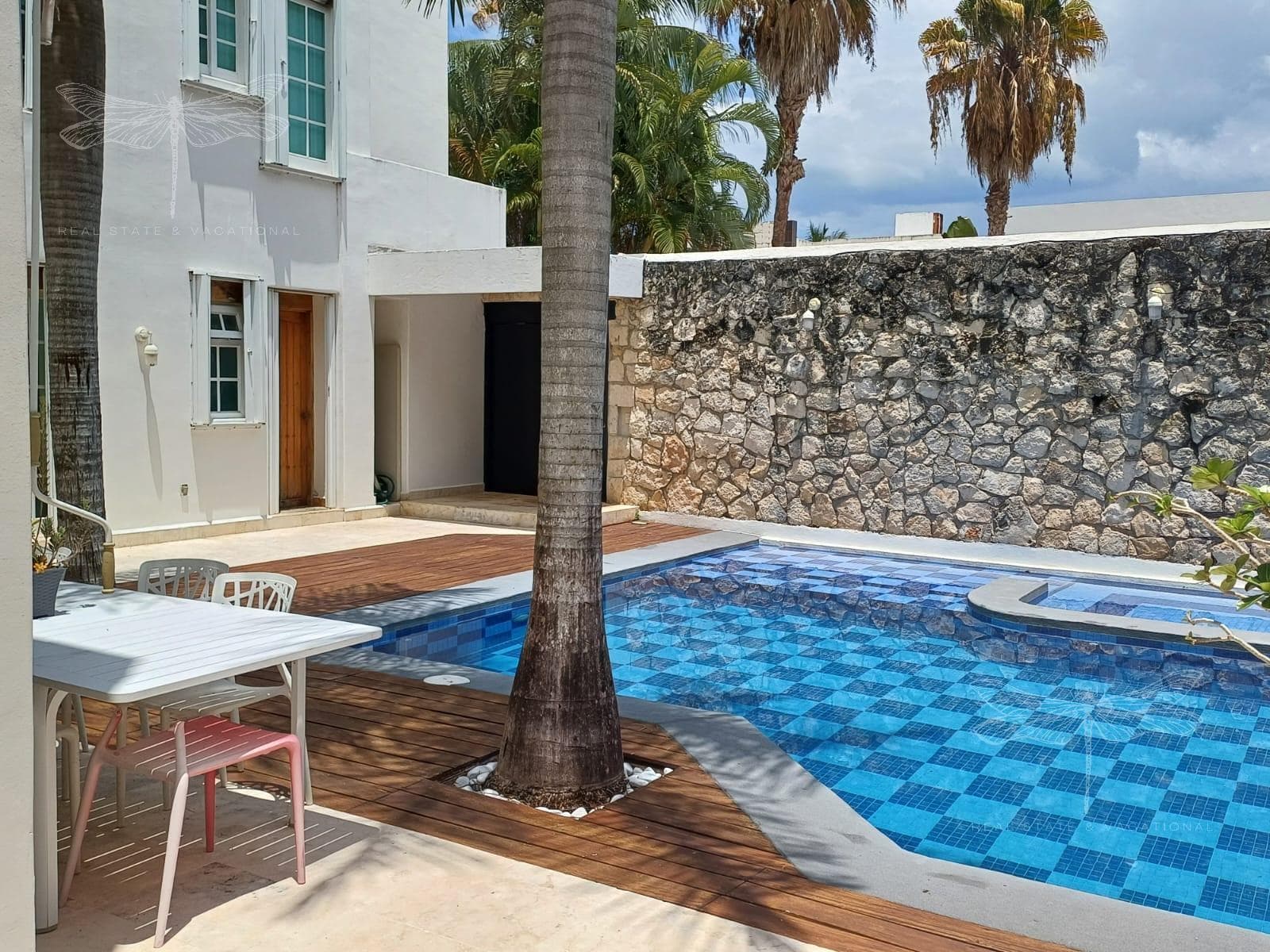 House in the Villa Magna Residential Community—a bargain price