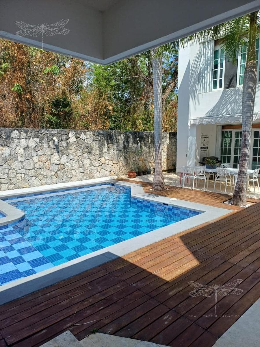 House in the Villa Magna Residential Community—a bargain price