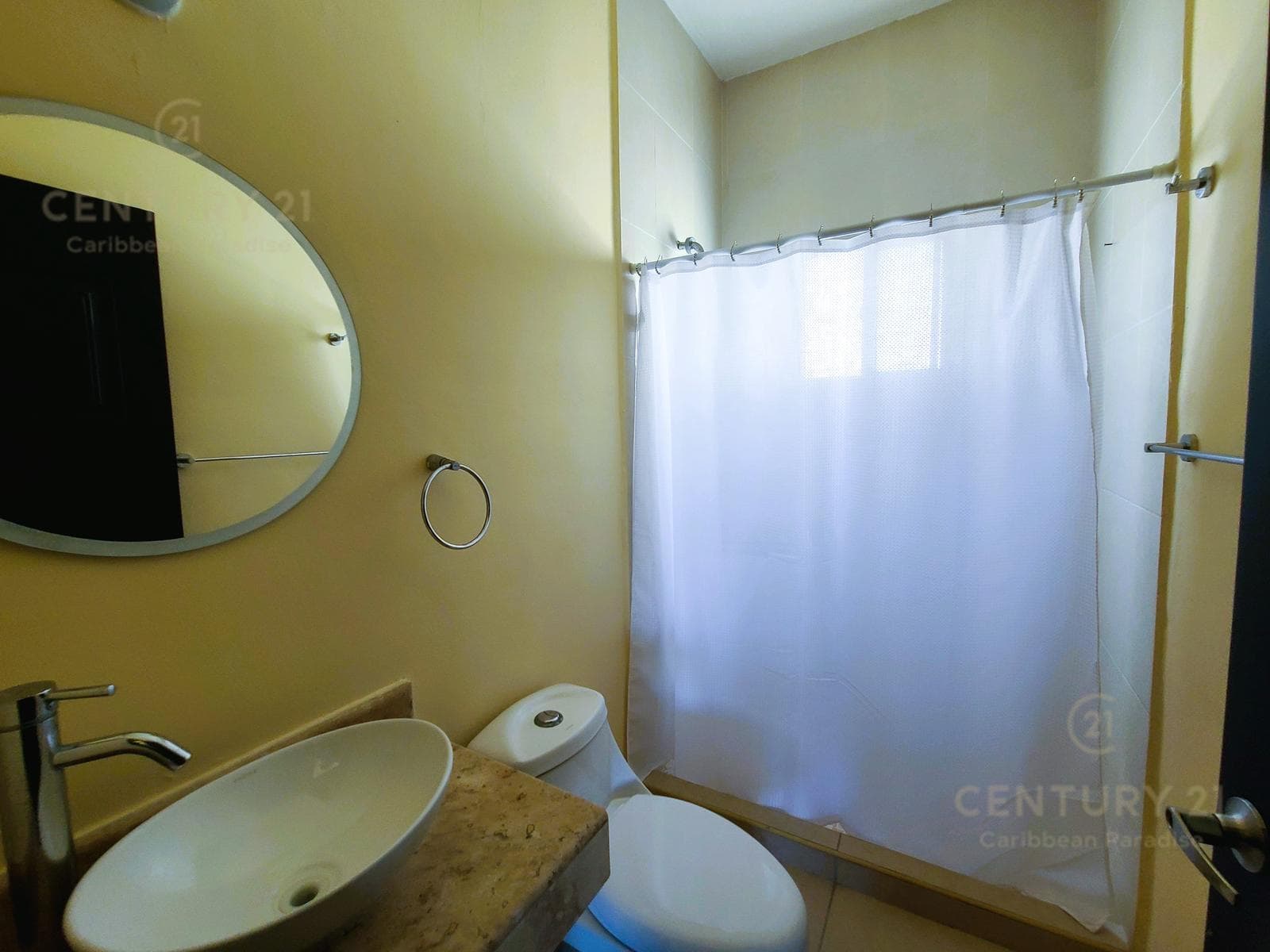 Unfurnished Apartment for Rent in Selvanova Coto 7, Playa del Carmen P4292