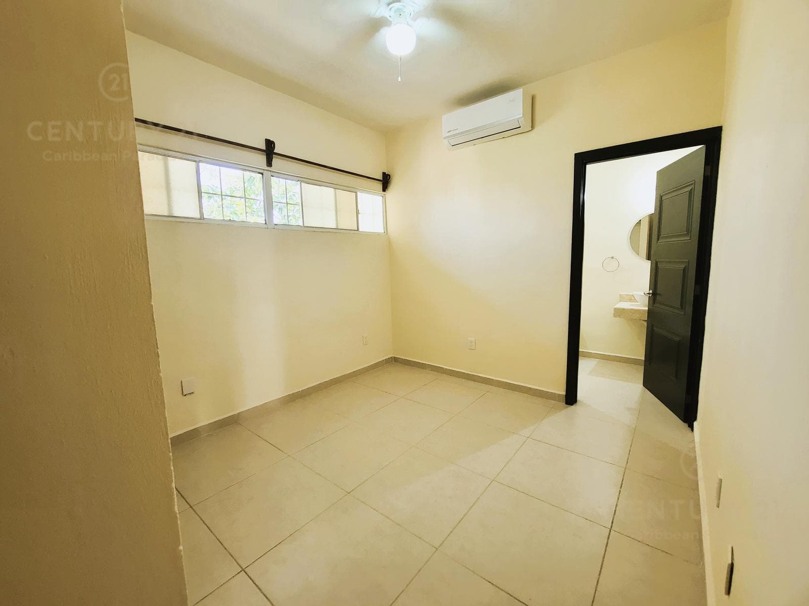 Unfurnished Apartment for Rent in Selvanova Coto 7, Playa del Carmen P4292