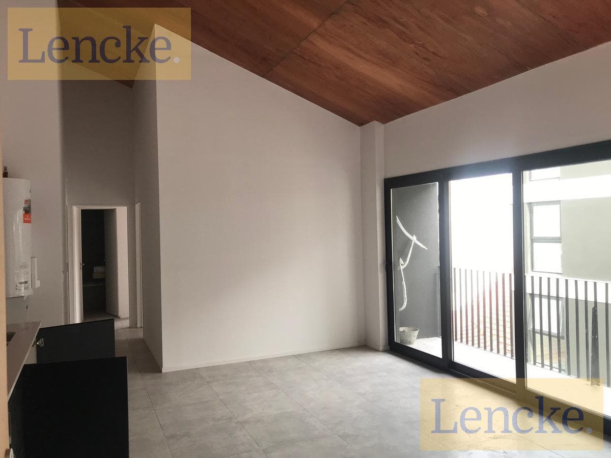 Florida, 3-room apartment with 2 bathrooms, balcony with grill, garage, for rent