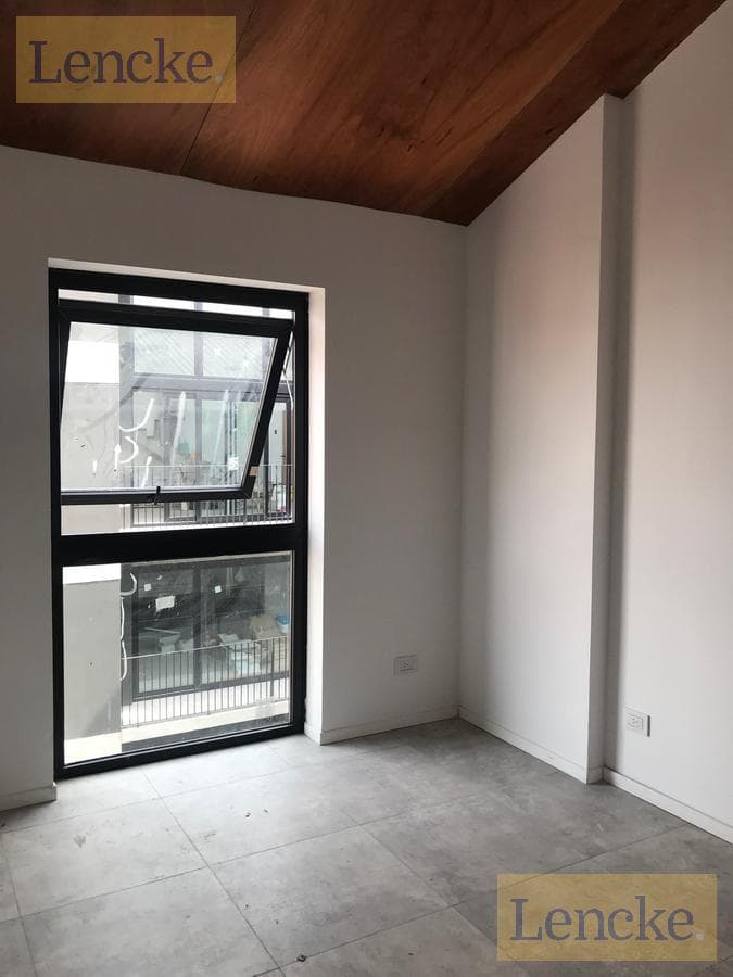 Florida, 3-room apartment with 2 bathrooms, balcony with grill, garage, for rent