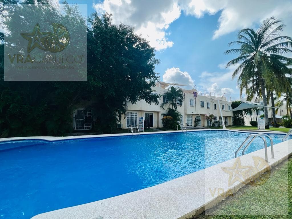 villa en puente del mar