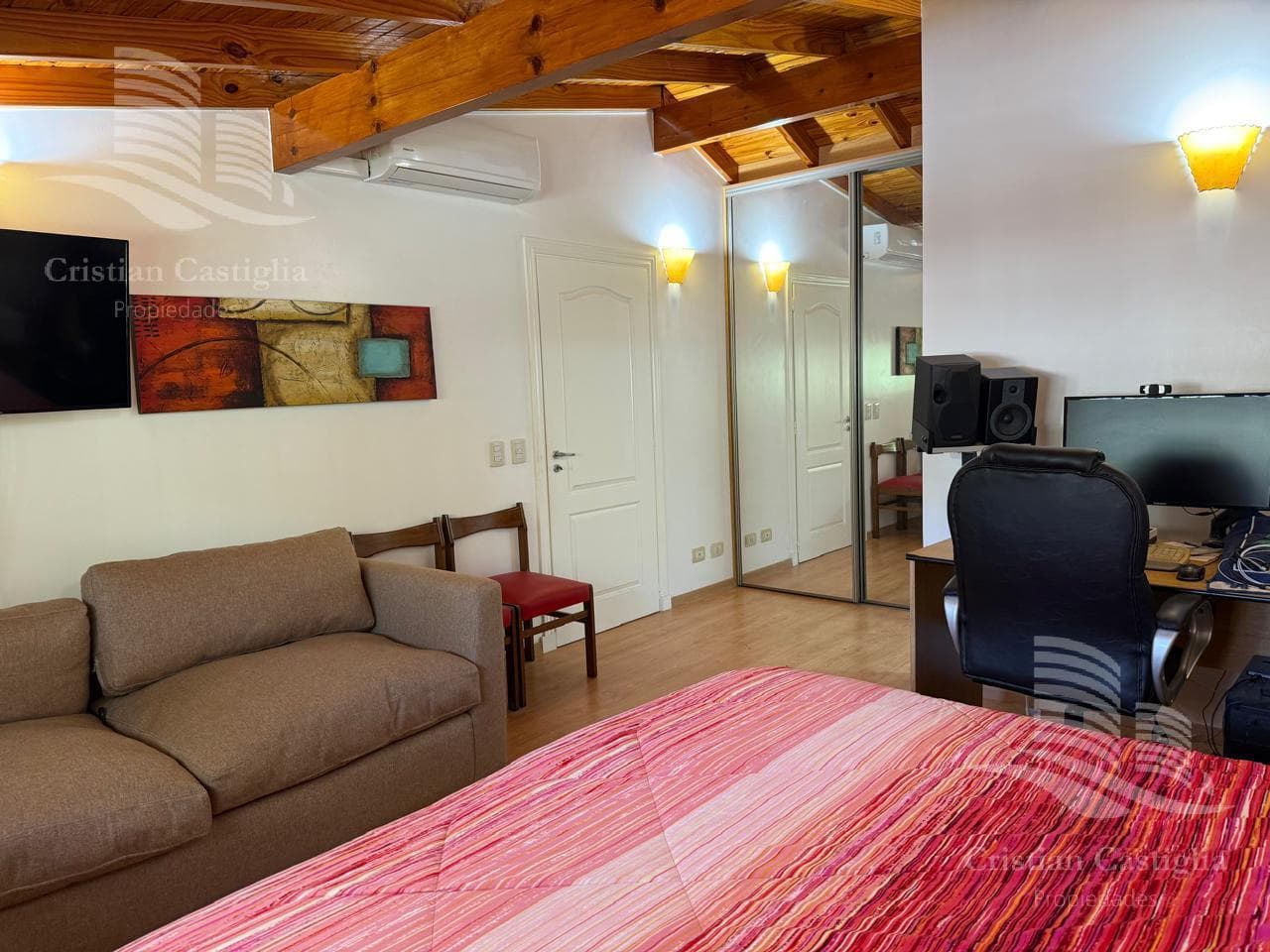 House for Sale in Cesar Diaz