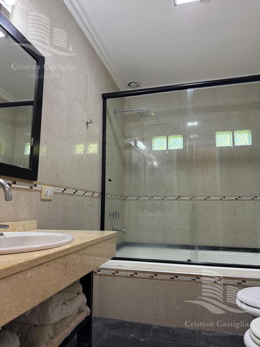 House for Sale in Cesar Diaz