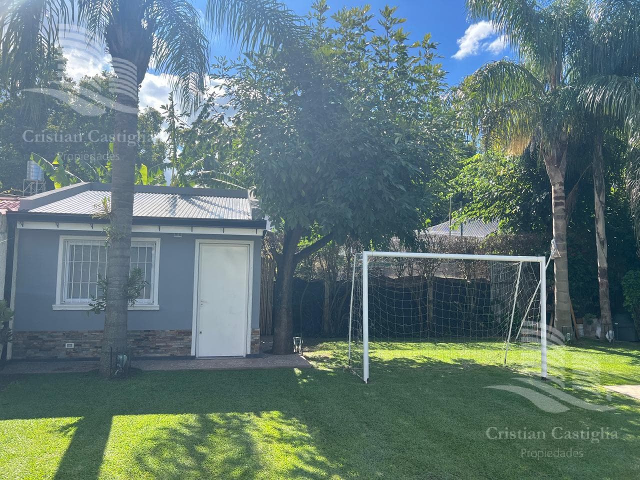 House for Sale in Cesar Diaz