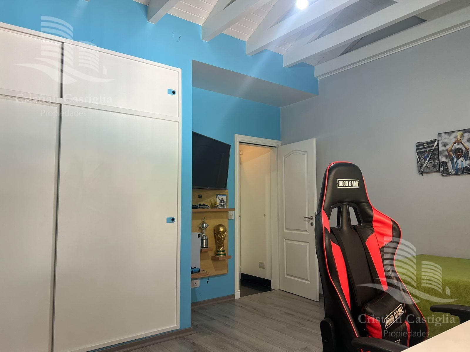 House for Sale in Cesar Diaz