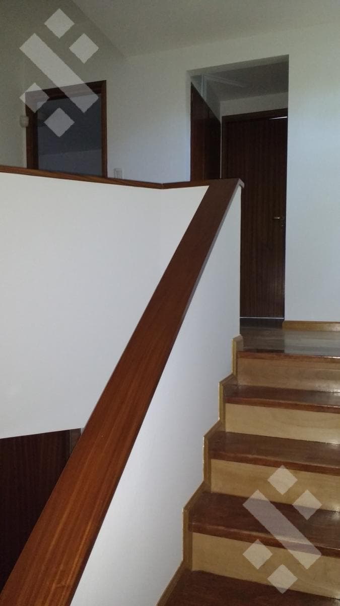 For Sale: Executive-Level House, 3 Bedrooms - Pool - Jardines Del Rey Neighborhood - Neuquén