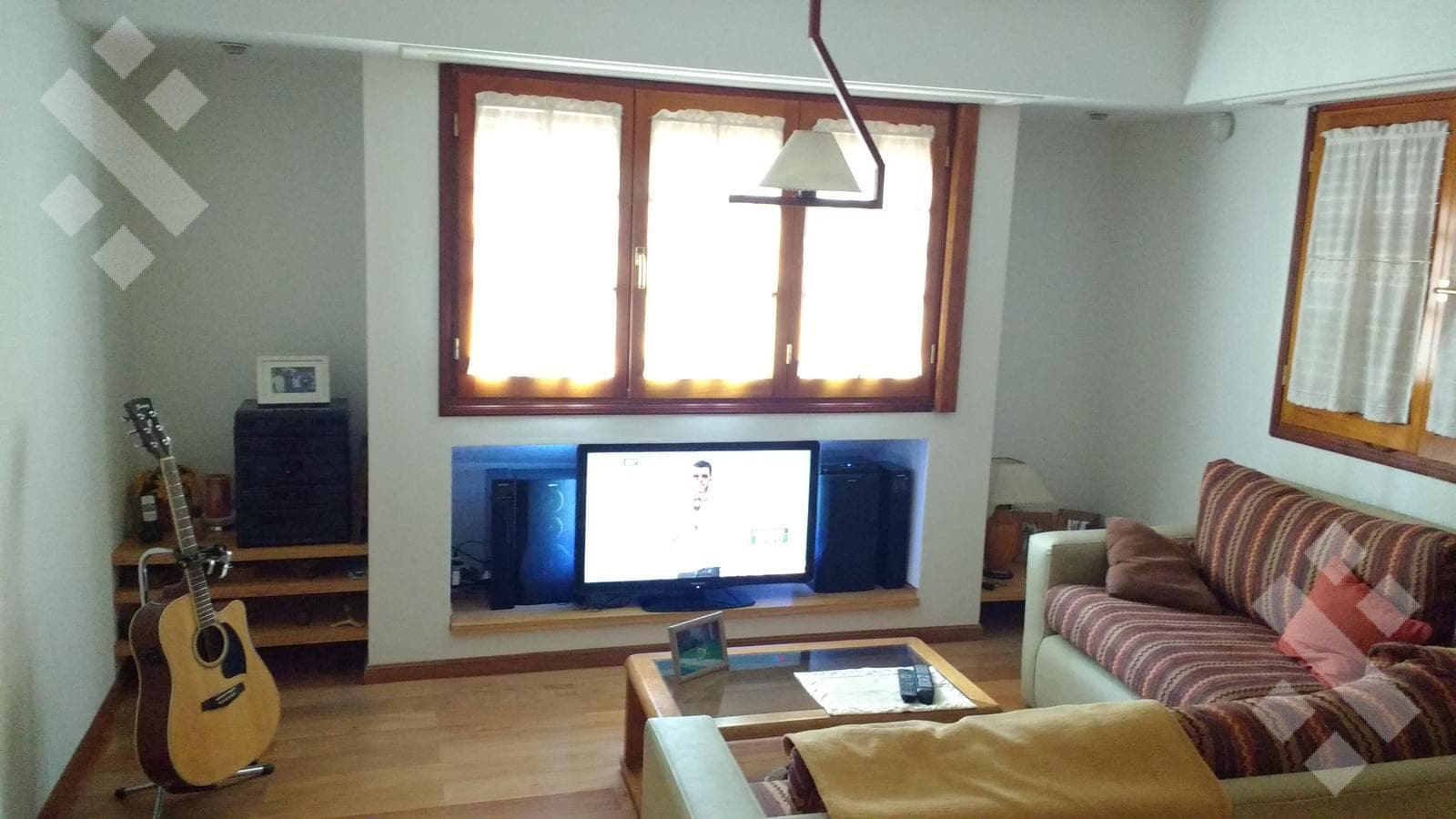 For Sale: Executive-Level House, 3 Bedrooms - Pool - Jardines Del Rey Neighborhood - Neuquén