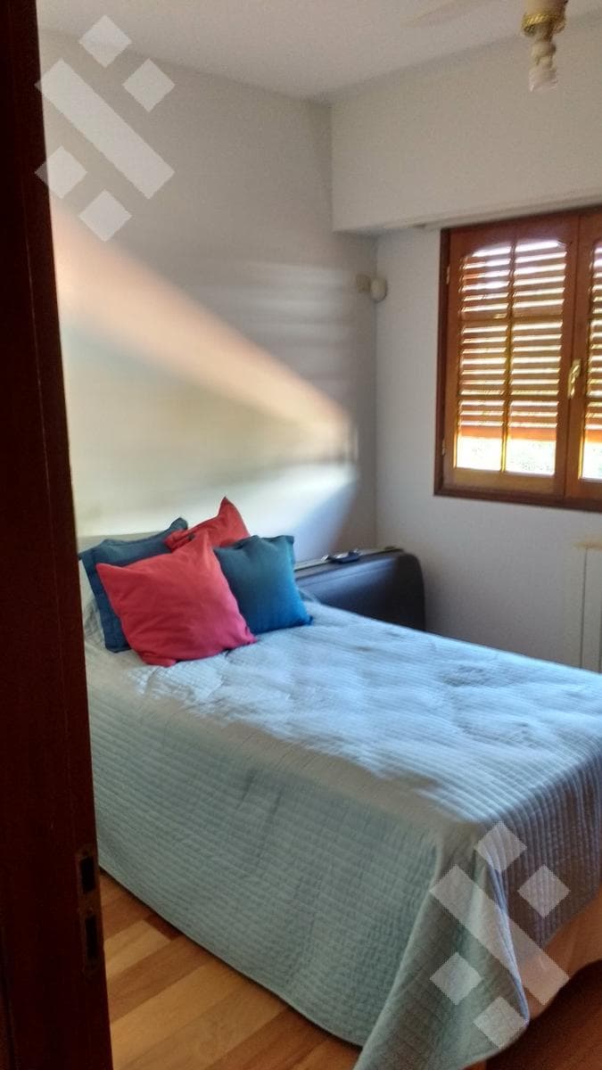 For Sale: Executive-Level House, 3 Bedrooms - Pool - Jardines Del Rey Neighborhood - Neuquén