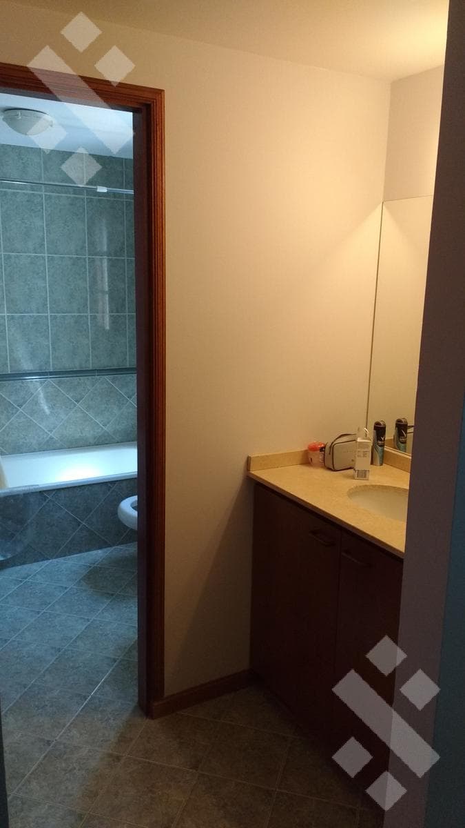 For Sale: Executive-Level House, 3 Bedrooms - Pool - Jardines Del Rey Neighborhood - Neuquén