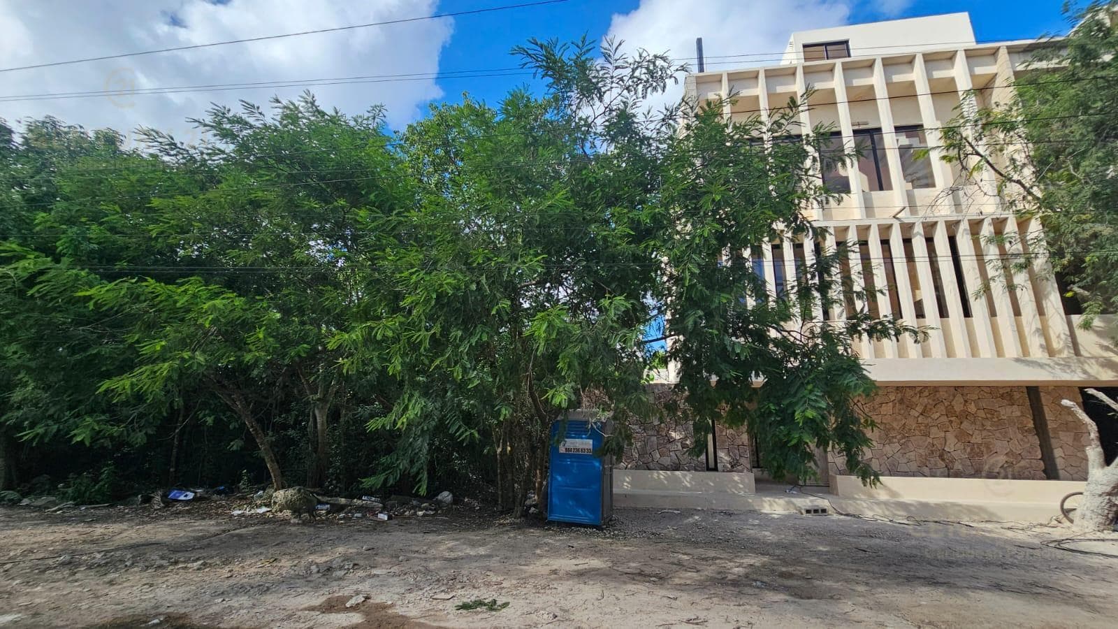 Lot for sale in La Veleta, just steps from 5th Avenue and 7th Street South, Tulum P4293