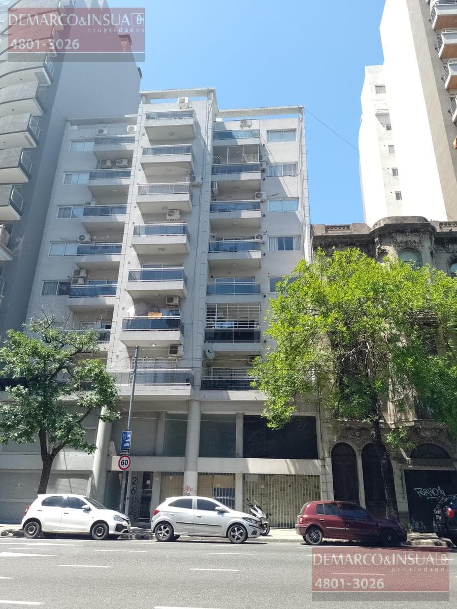Venta Departamento 2 Ambientes con Balcón al Frente y Cochera en San Cristóbal
