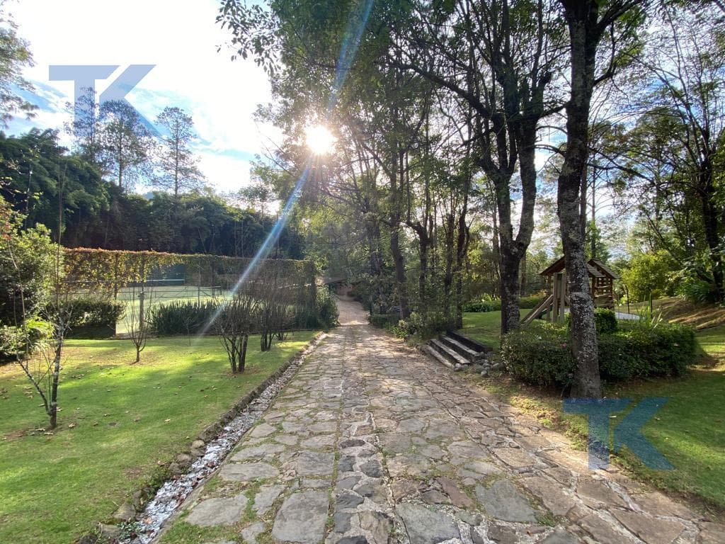 LAS GOLONDRINAS CONDOMINIUM - (4)