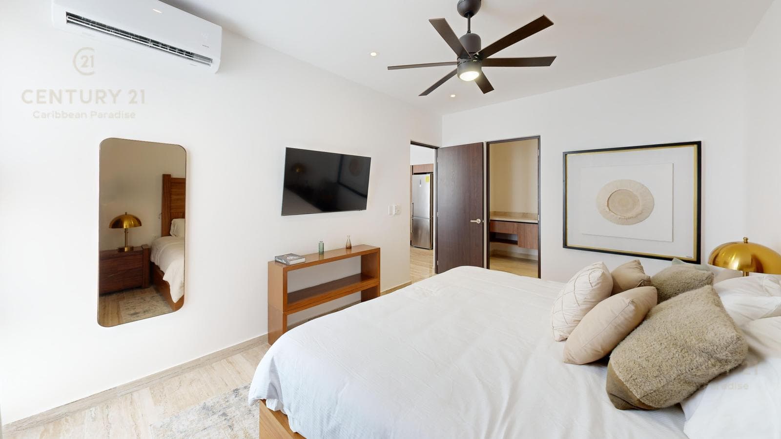 2-Bedroom Apartment on Av. 25 Norte in Playa del Carmen P4300