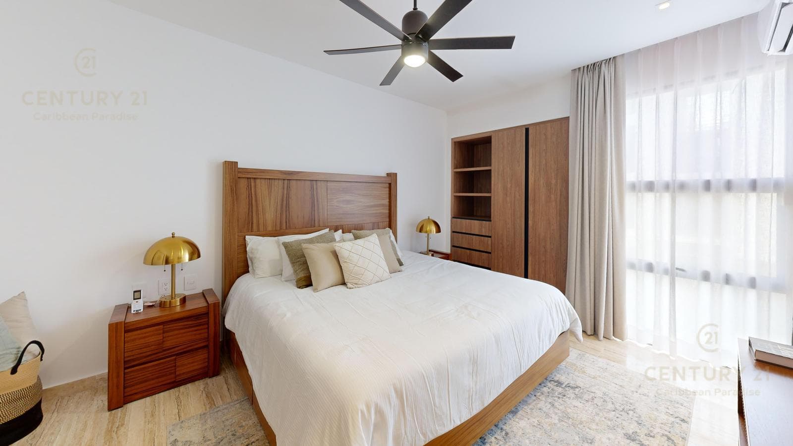 2-Bedroom Apartment on Av. 25 Norte in Playa del Carmen P4300
