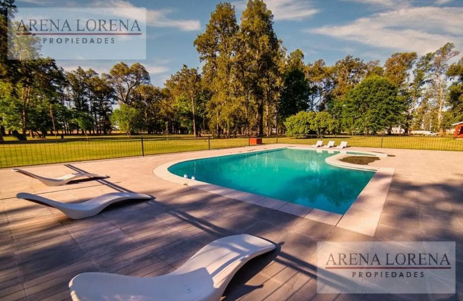 Lot for Sale in Tres Pinos Gated Community, Luján