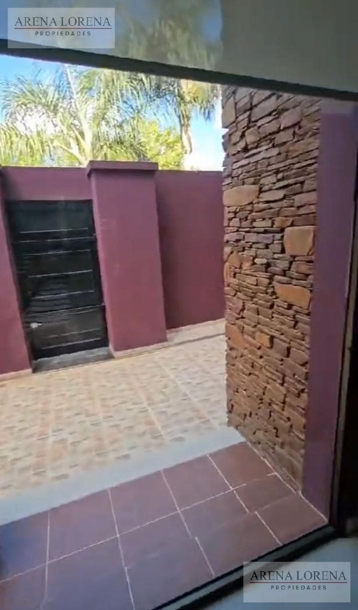 5-Room House in Ituzaingó Norte
