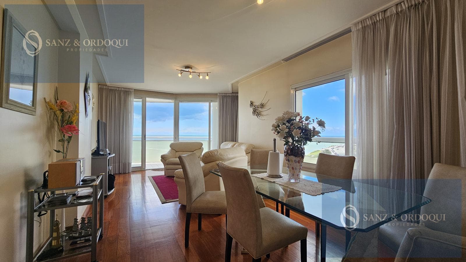 Three-room apartment for sale with ocean view · garage at La Perla Maral 50 B, Maritimo 1165