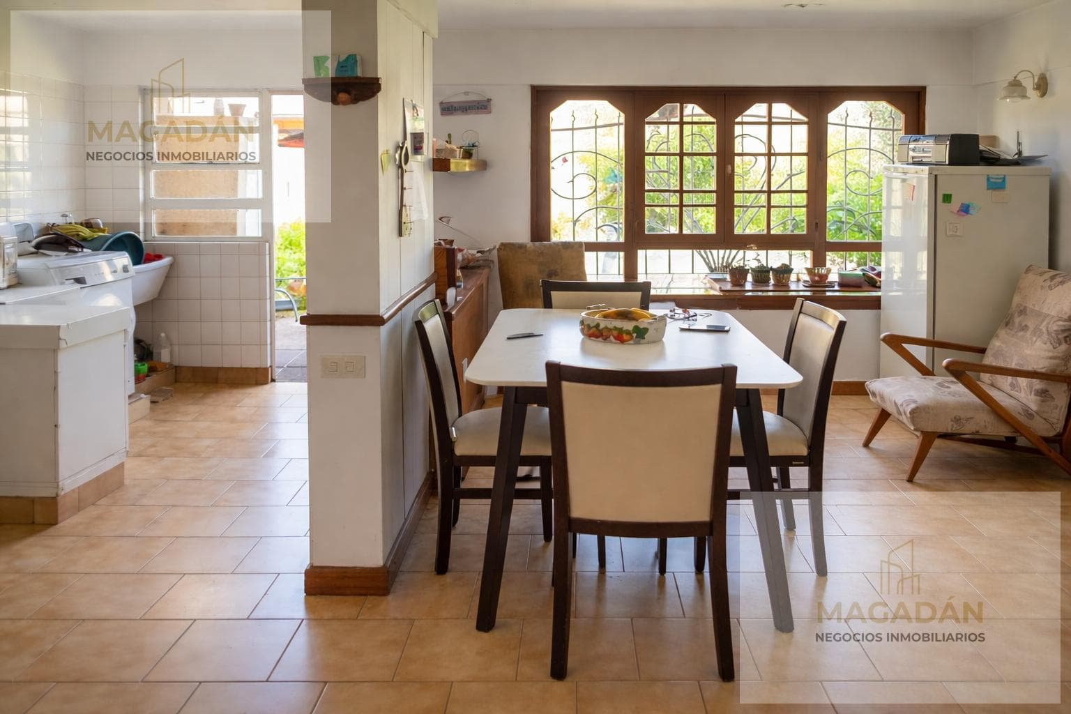 For Sale - 5-room house with garage - on a large lot - Villa Sarmiento - eligible for financing - trade-ins accepted