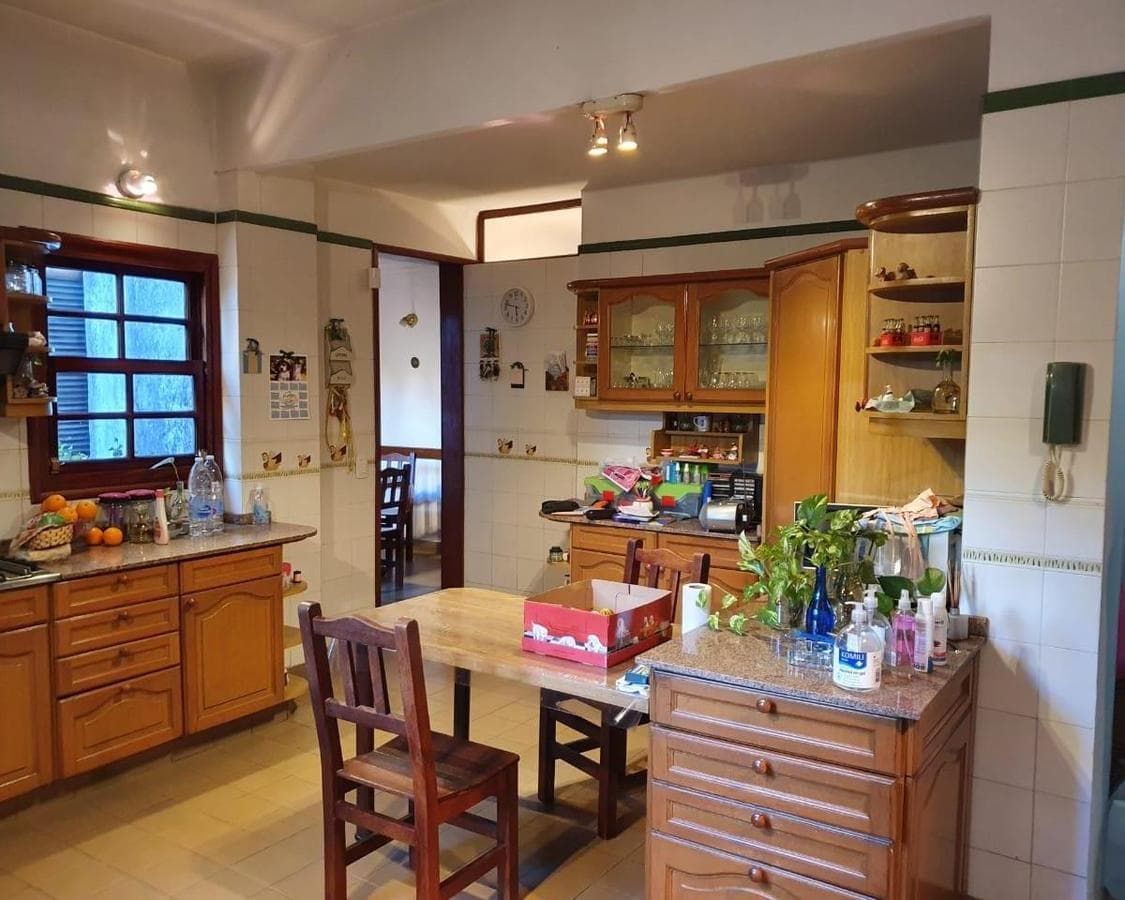 FOR SALE—6-Room House WITH GARAGE—Ramos Mejia—QUALIFIES FOR MORTGAGE—TRADE-INS ACCEPTED
